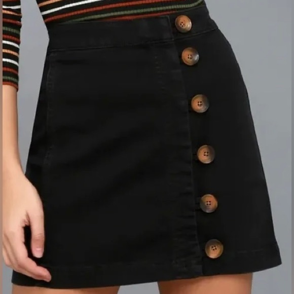 *EUC* Free People / Little Daisies Button Front Denim Mini Skirt / Black / 10 - Picture 4 of 12